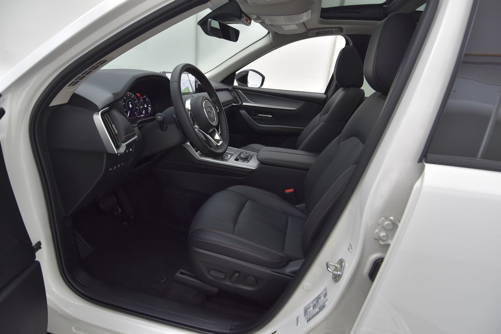2025 Mazda CX-70 PHEV Premium photo