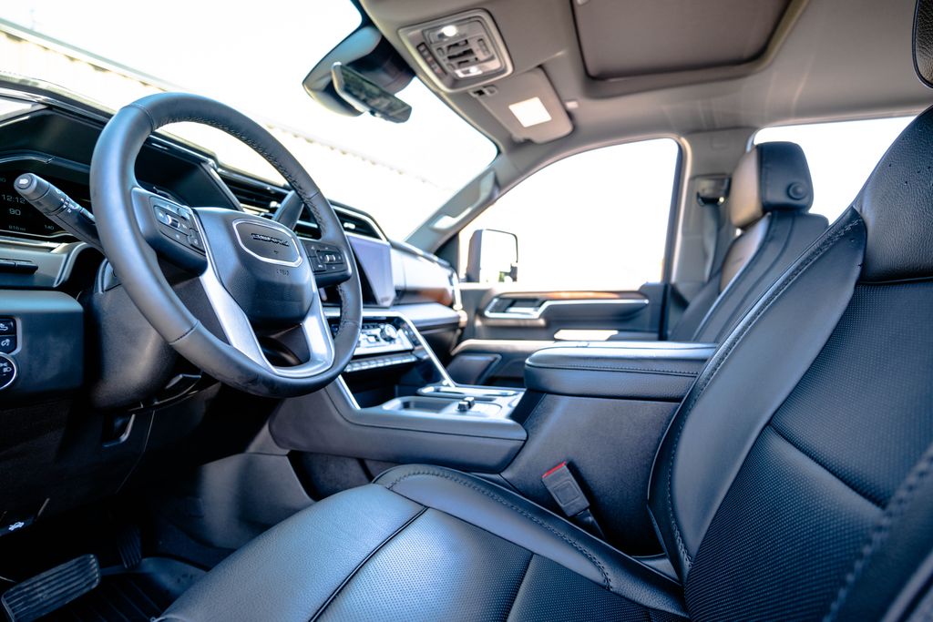 Used 2025 GMC Sierra 2500HD Truck