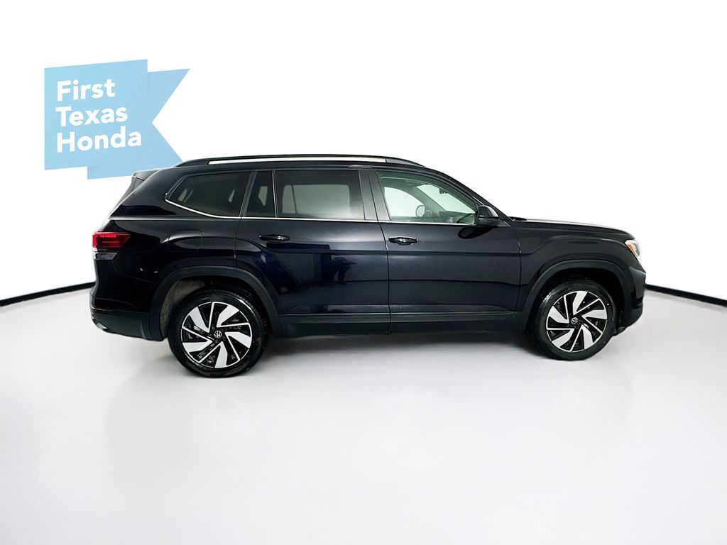 2024 Volkswagen Atlas 2.0T SE w/Technology photo