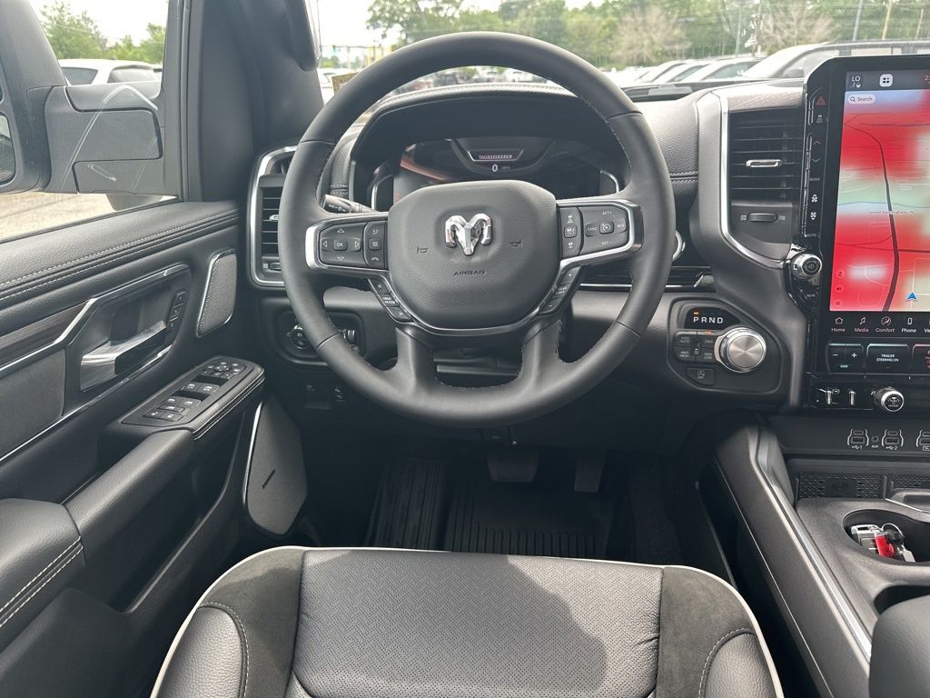 2025 Ram 1500 Laramie photo 14