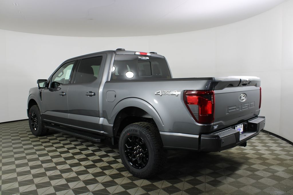 View vehicle photo 4