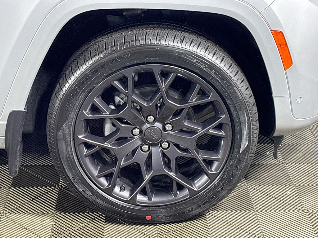 2026 Jeep Grand Cherokee Summit