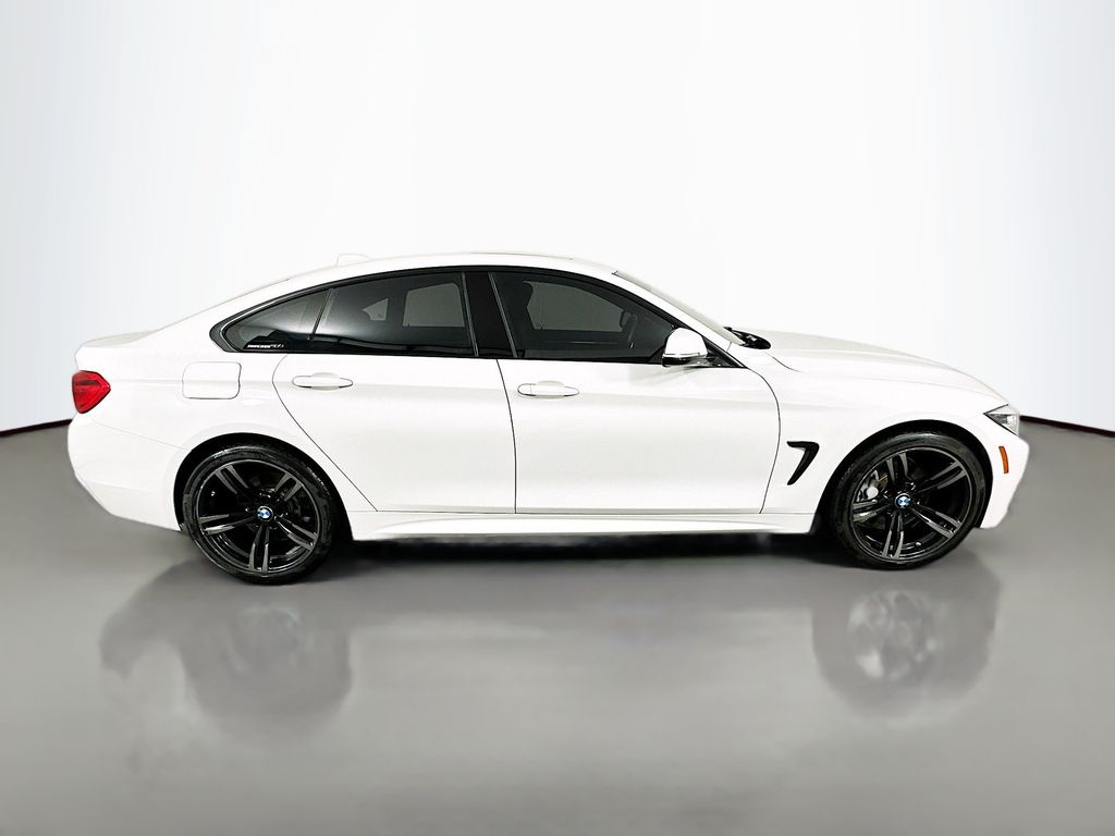 Thumbnail: 2019 BMW 4 Series - 4