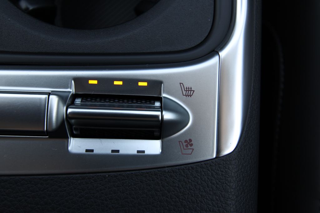 New 2027 Kia Carnival MPV Van