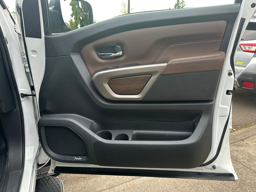 2023 Nissan Titan Platinum Reserve