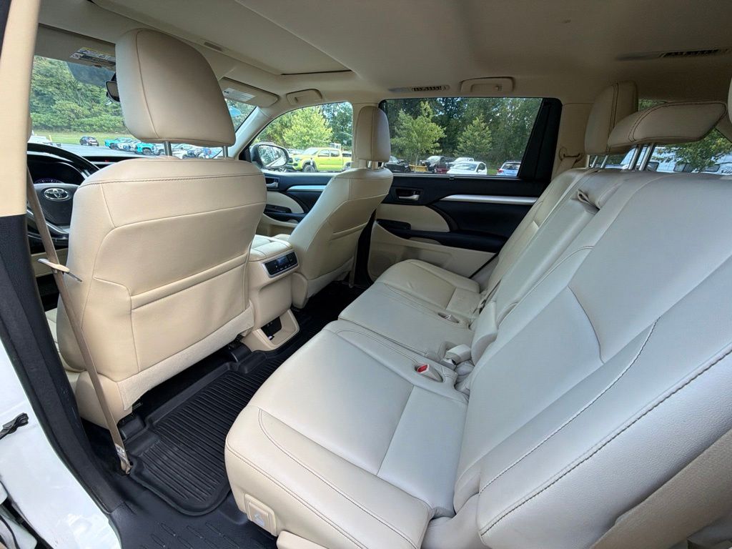 Used 2018 Toyota Highlander SUV