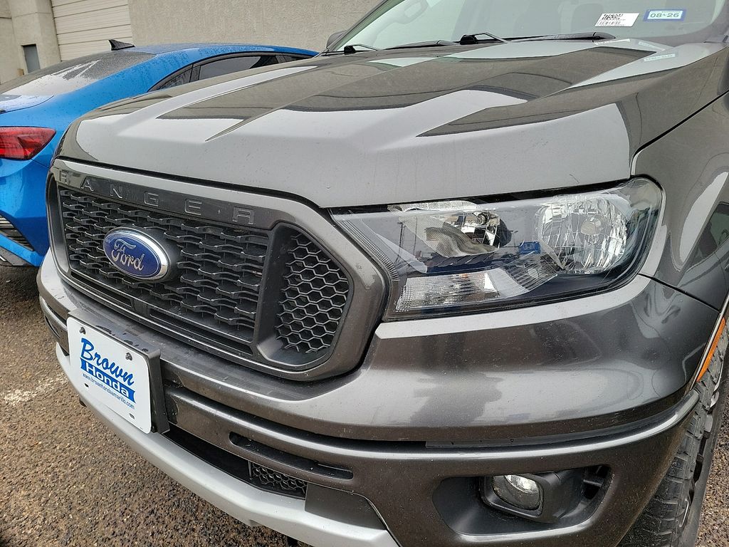 View vehicle photo 4