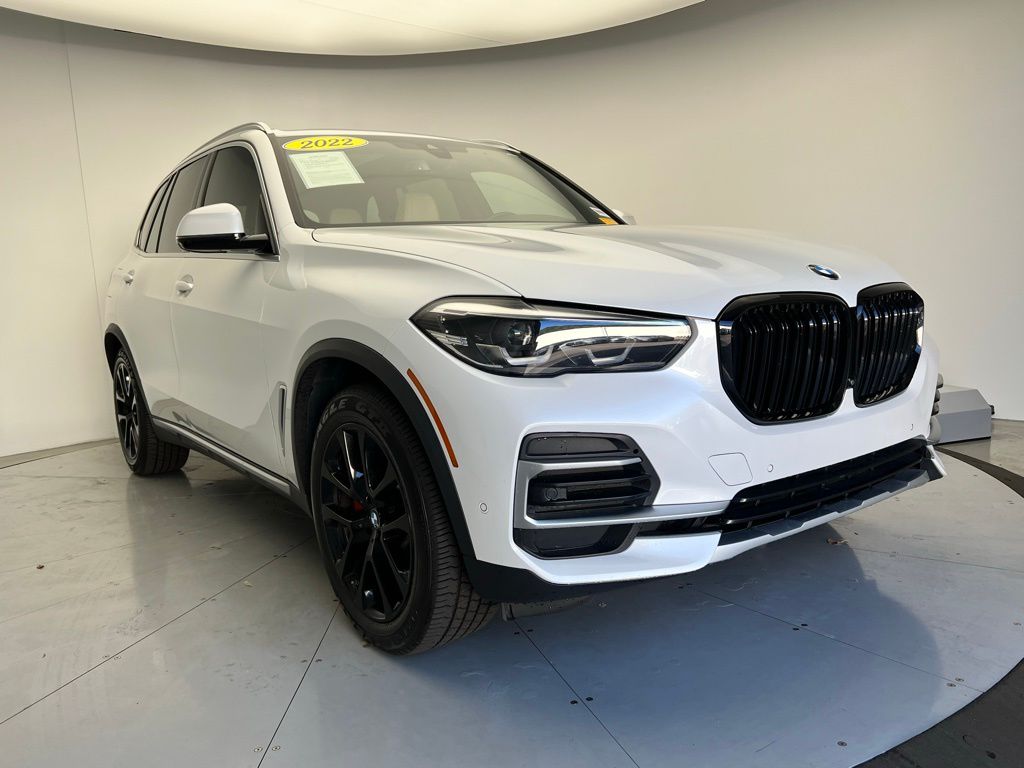 Thumbnail: 2022 BMW X5 - 2