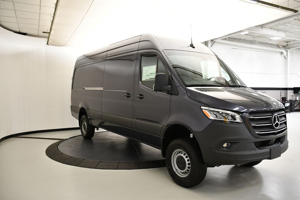 2025 Mercedes-Benz Sprinter 2500 4