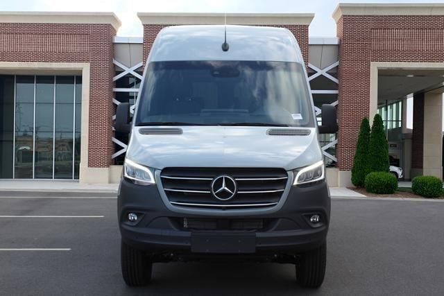 2024 Mercedes-Benz Sprinter 2500 2