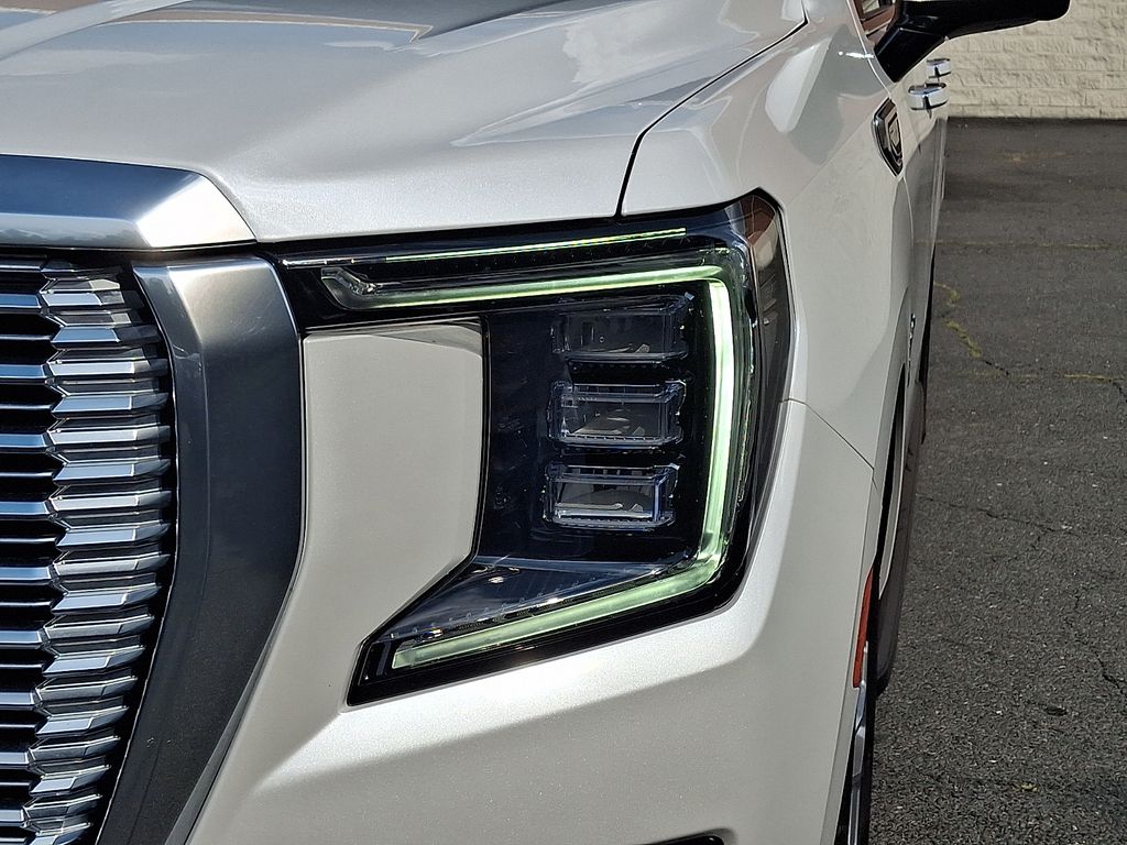 Thumbnail: 2024 GMC Yukon XL - 9