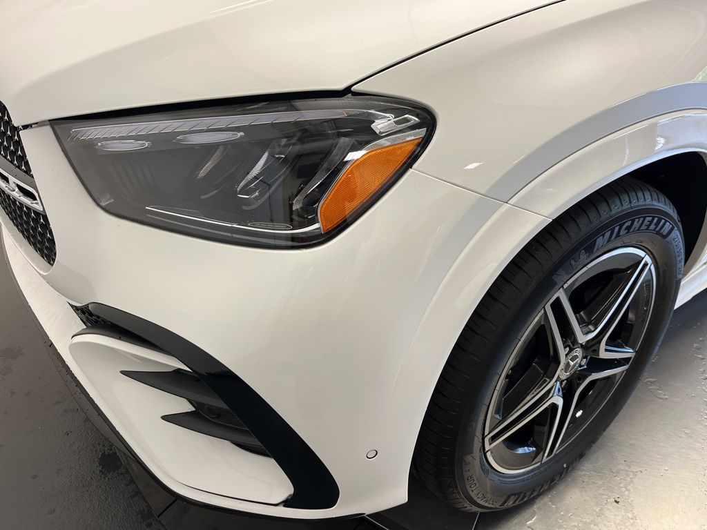 Thumbnail: 2026 Mercedes-Benz GLE - 9