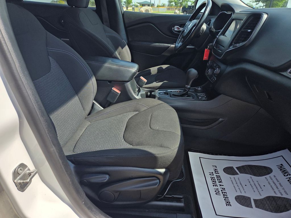 2020 Jeep Cherokee Latitude