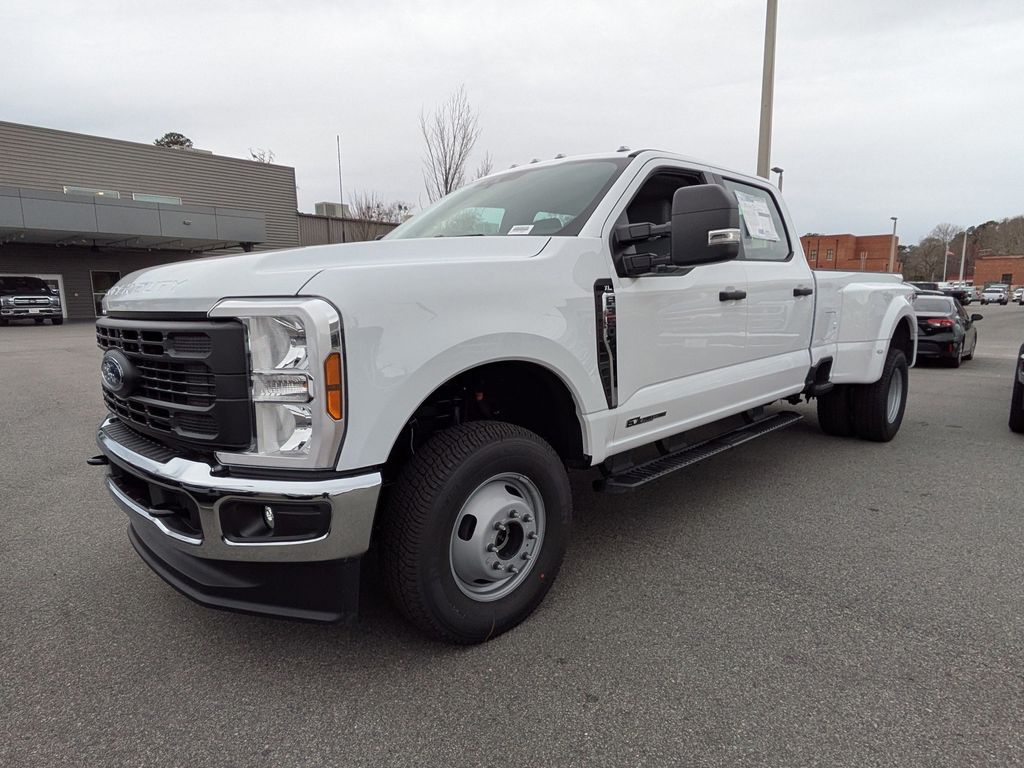 2026 Ford F-350 Super Duty XL