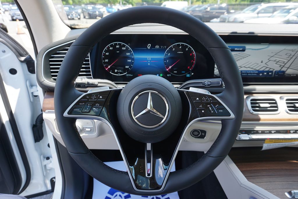 Thumbnail: 2026 Mercedes-Benz GLE - 14