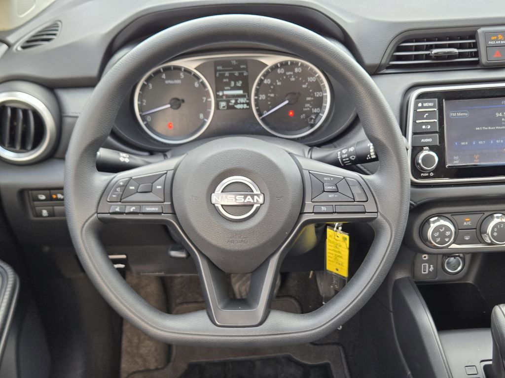2025 Nissan Versa Sedan S - Photo 17