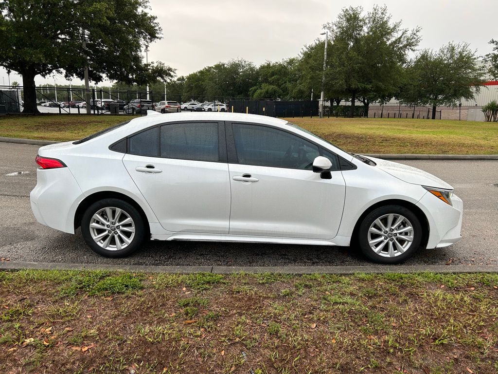 2023 Toyota Corolla LE 5