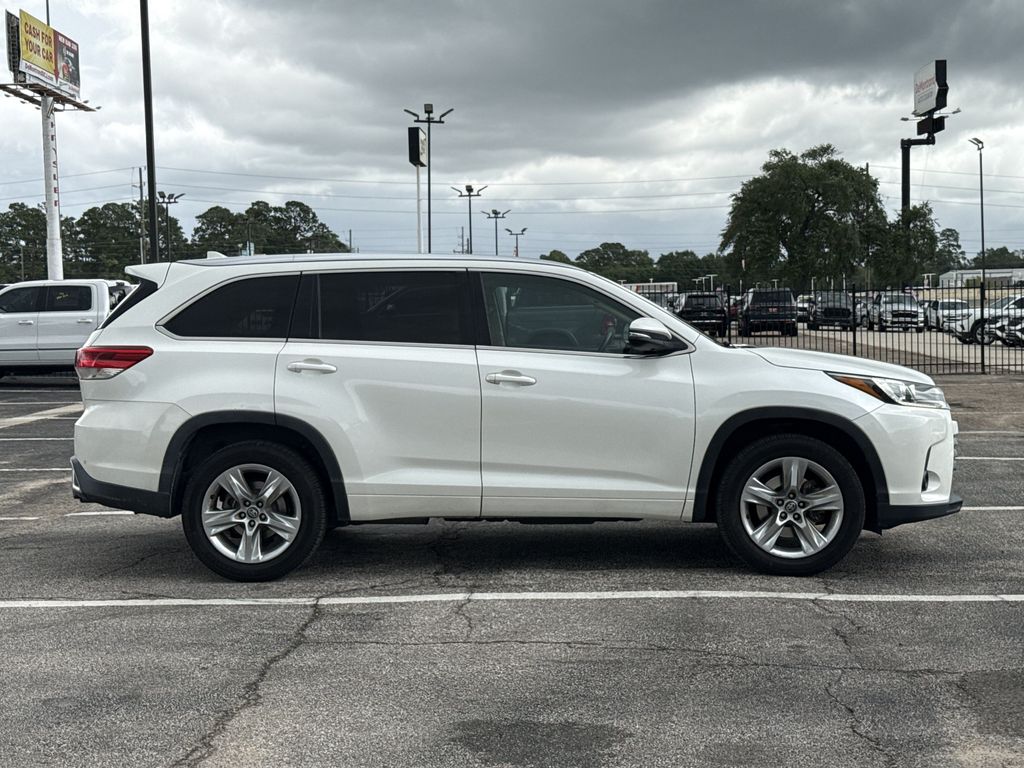 2018 Toyota Highlander Limited White at Big Star Chrysler Jeep Dodge Ram 