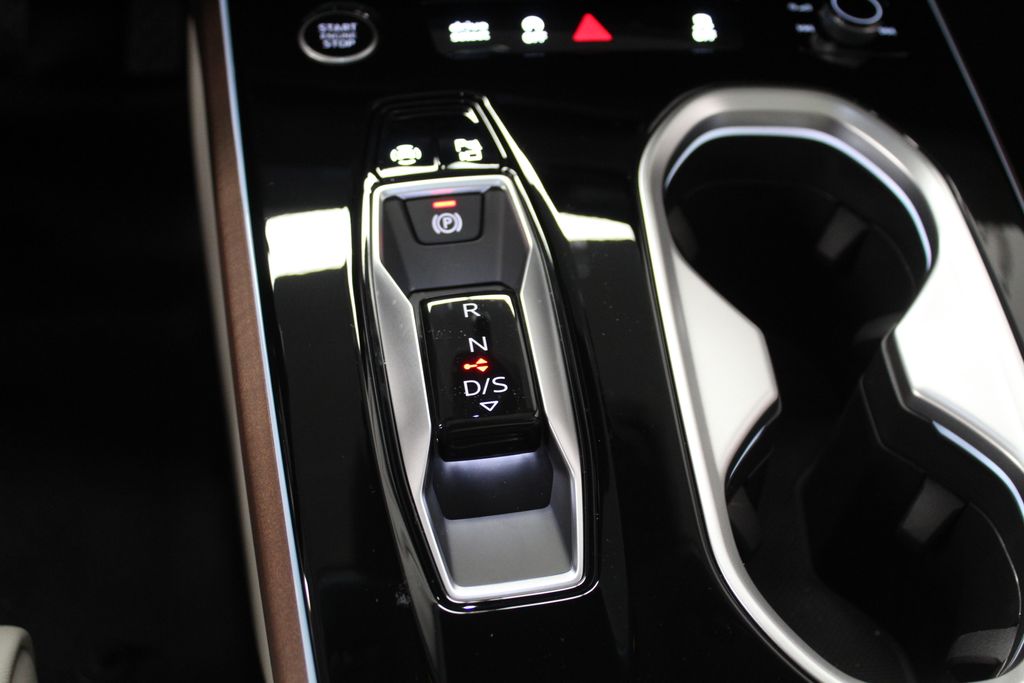 Thumbnail: 2026 Audi A6 - 15