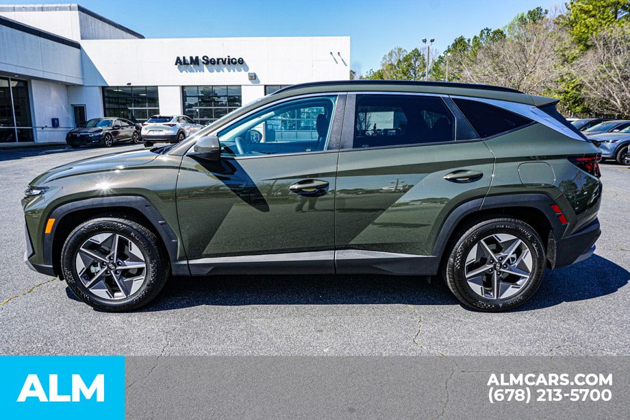 Used 2026 Green Hyundai SEL image 7