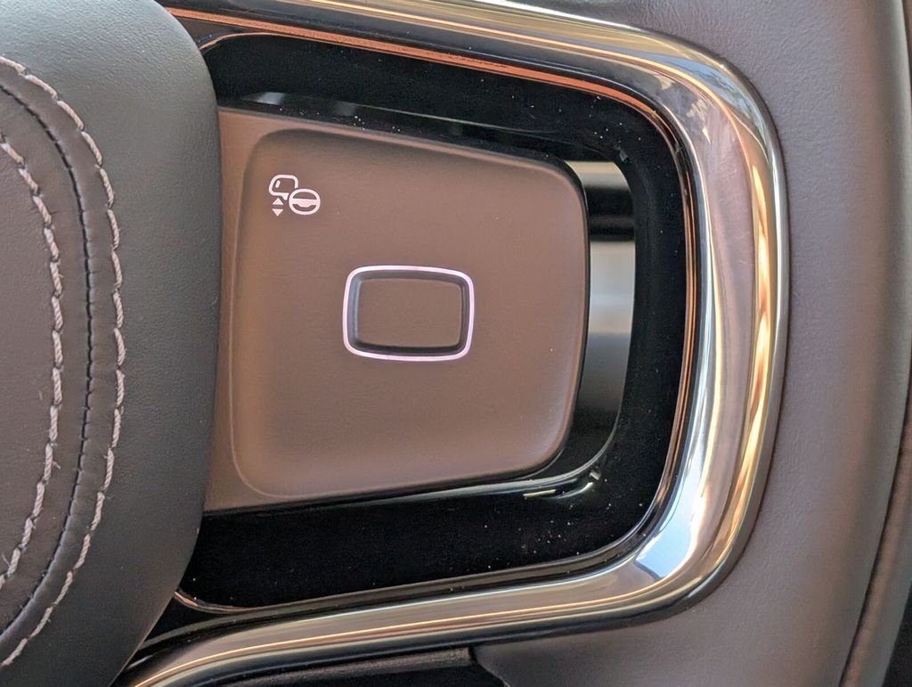 new 2026 Lincoln Navigator L car, priced at $107,890