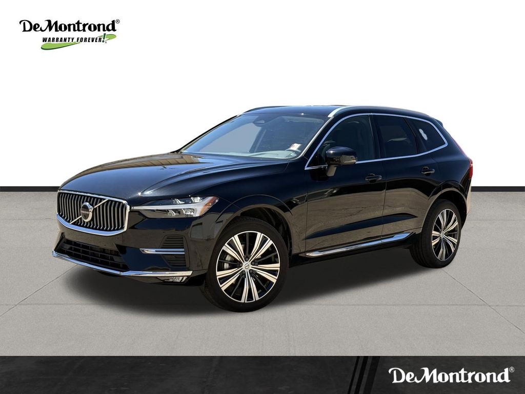 2023 Volvo XC60 B5 Plus Bright Theme - 0
