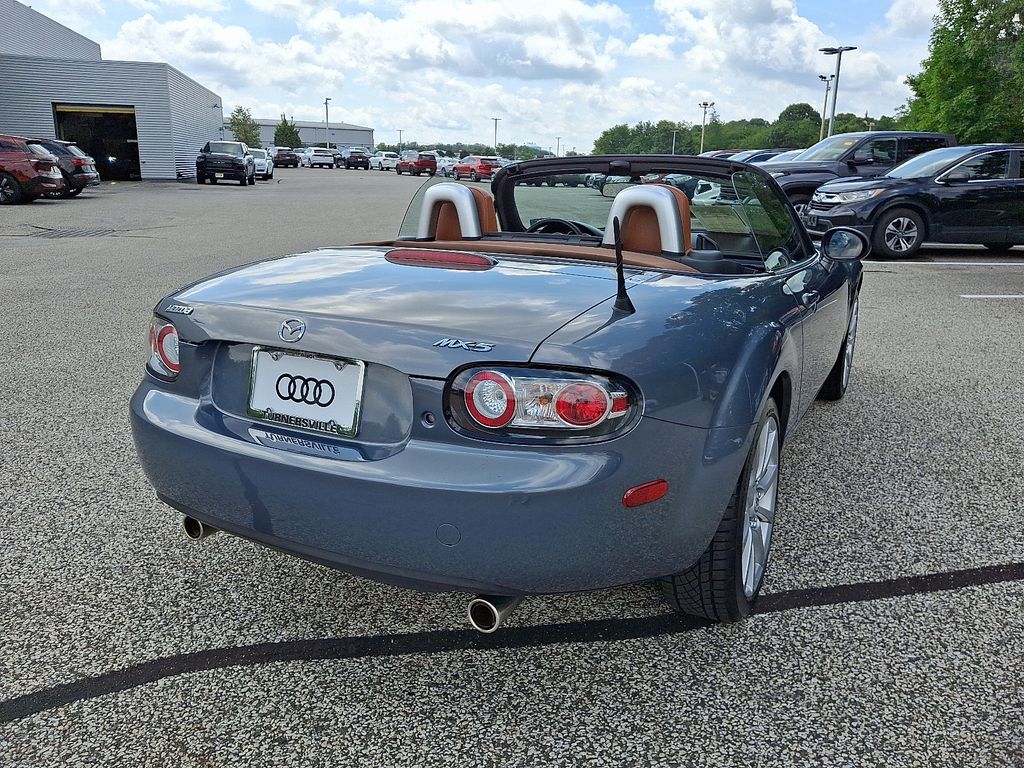 Thumbnail: 2006 Mazda MX-5 Miata - 10