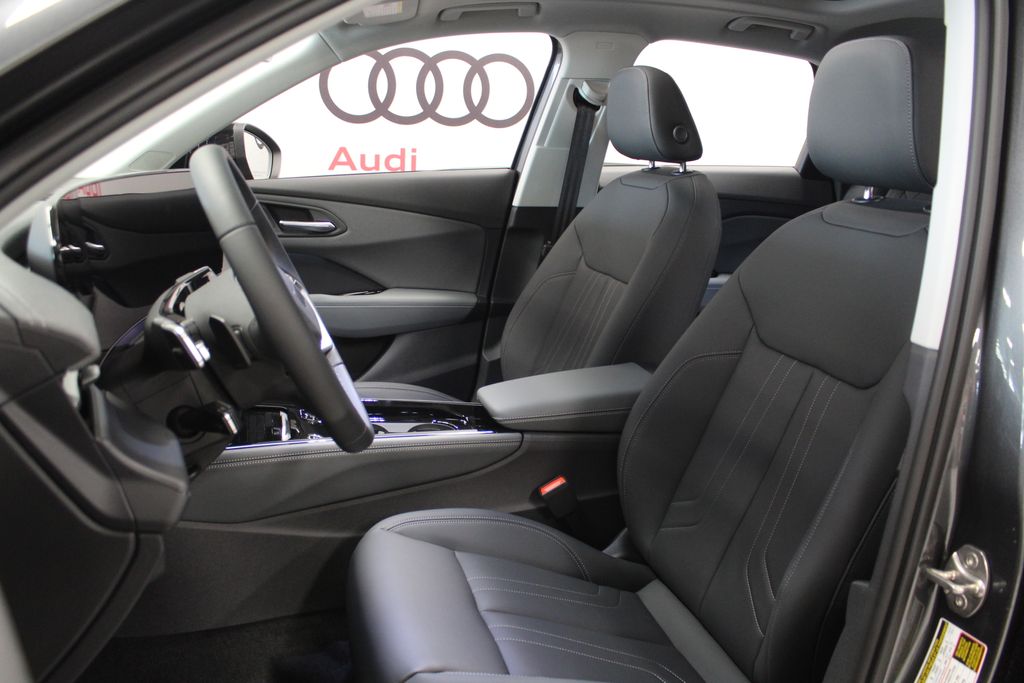 Thumbnail: 2026 Audi Q3 - 12