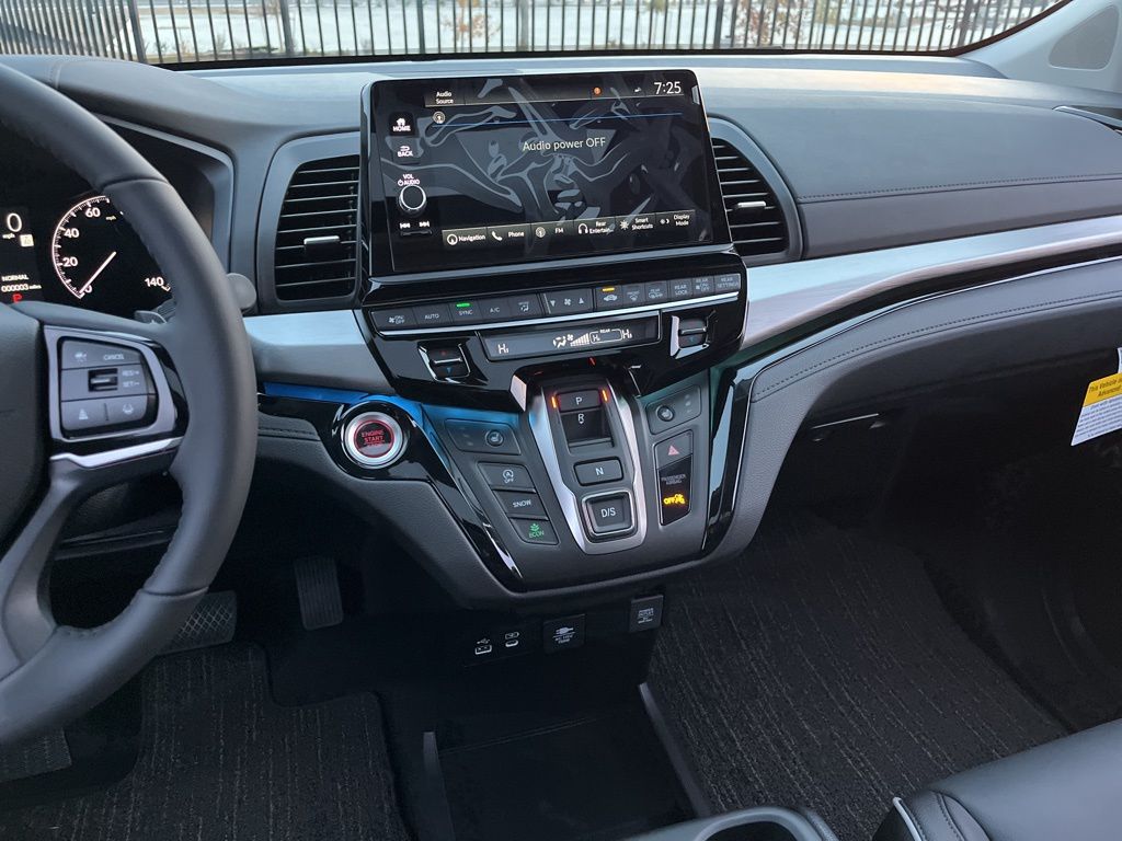 Thumbnail: 2026 Honda Odyssey - 10