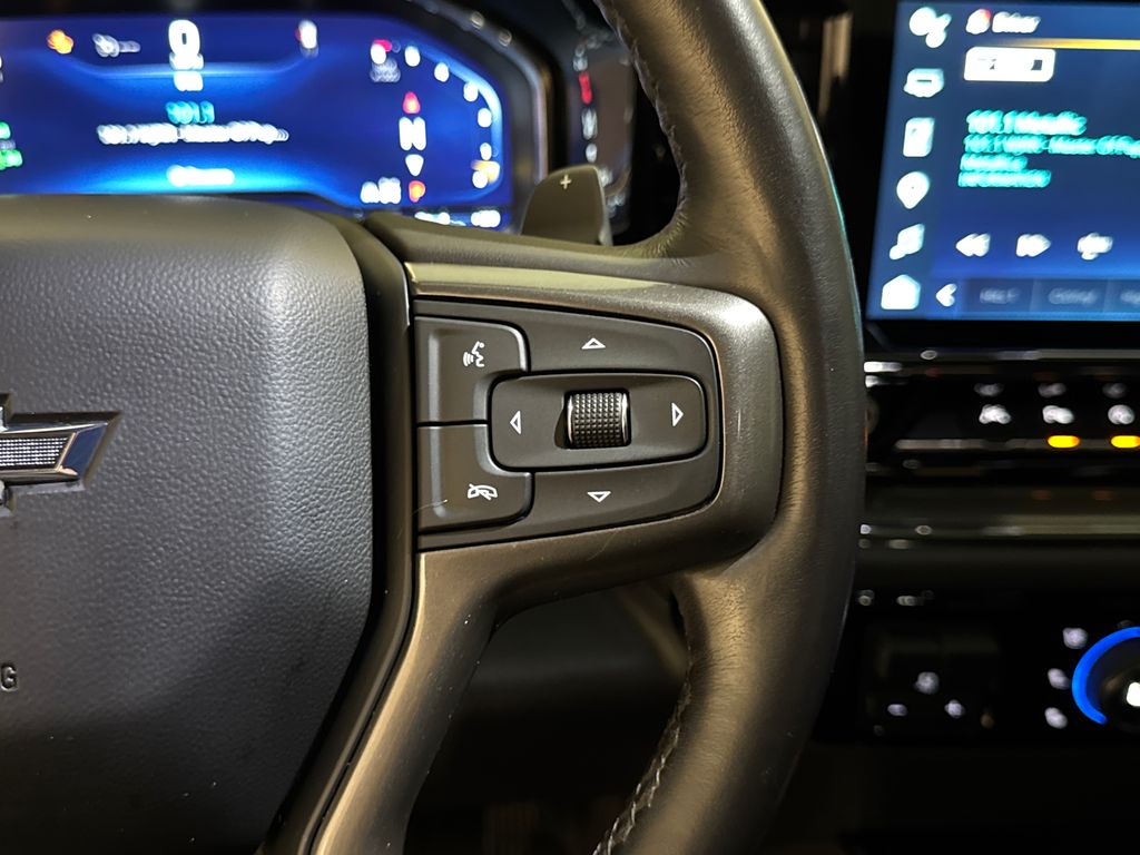 Used 2023 Blue Chevrolet ZR2 image 17