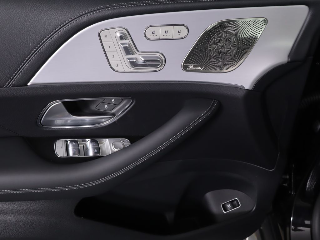 Thumbnail: 2026 Mercedes-Benz GLE - 25