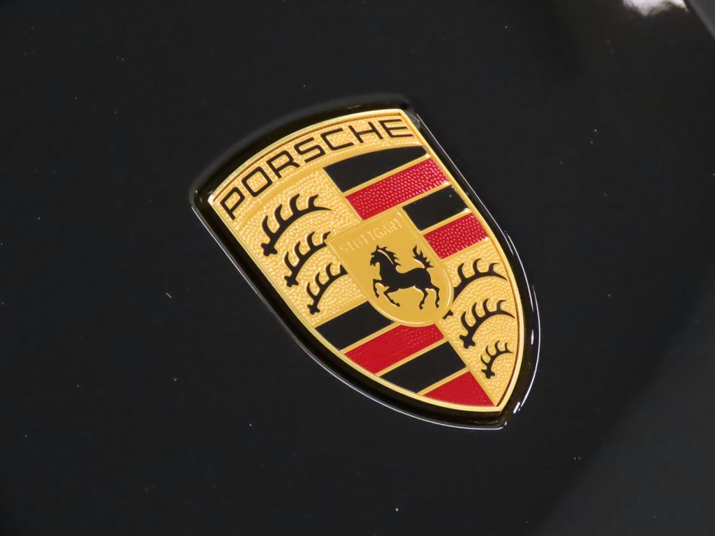 Thumbnail: 2022 Porsche 911 - 13