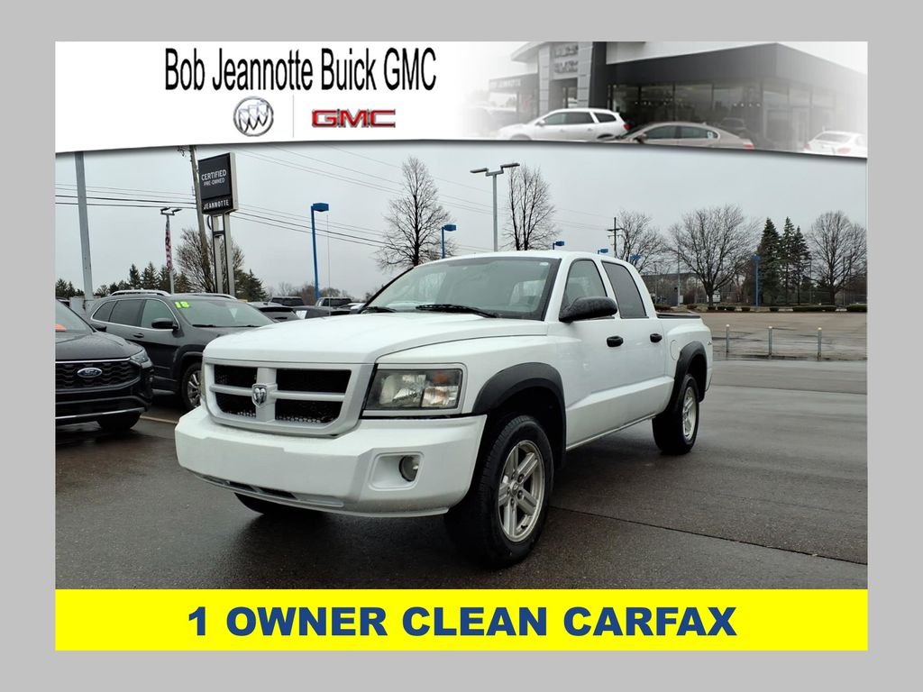 Bright White Clearcoat 2008 Dodge Dakota Pickup Truck Four-Wheel Drive 4-Speed Automatic