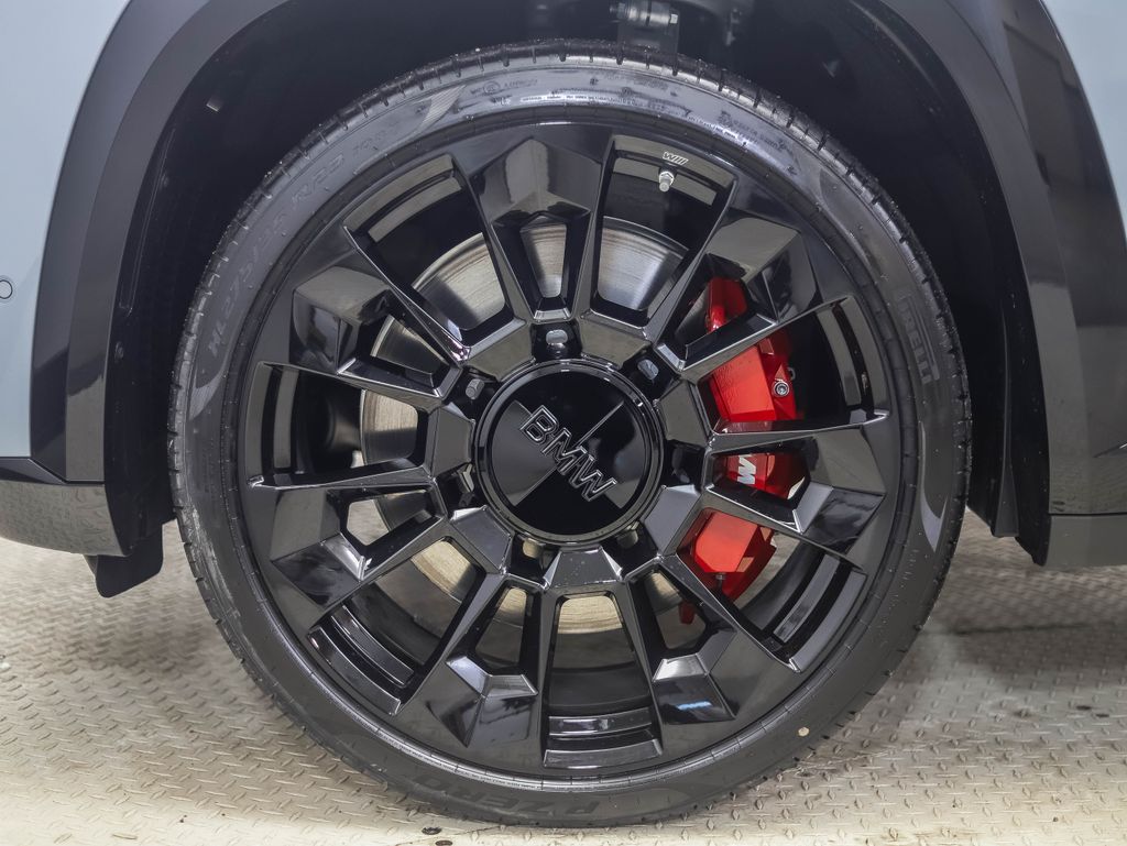 Thumbnail: 2026 BMW XM - 3