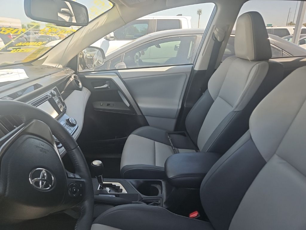 Thumbnail: 2013 Toyota RAV4 - 5