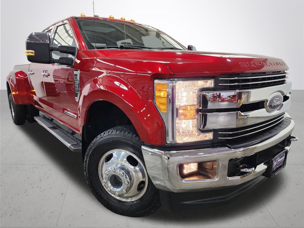 2017 Ford F-350SD Lariat