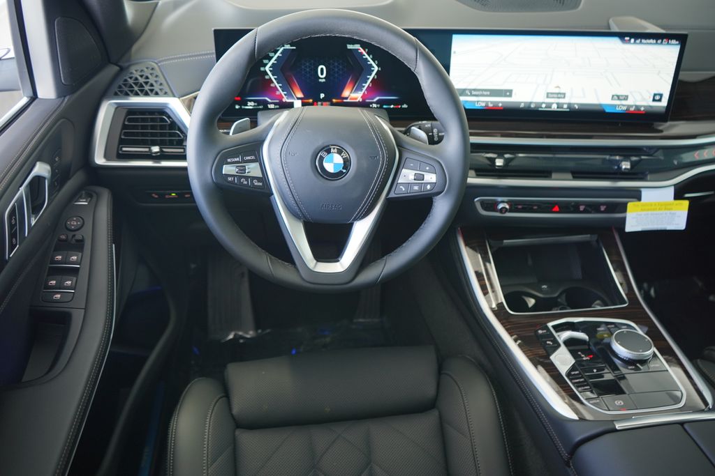 Thumbnail: 2026 BMW X5 - 15