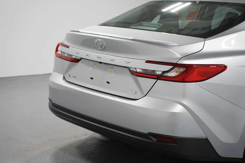 Thumbnail: 2026 Toyota Camry - 9