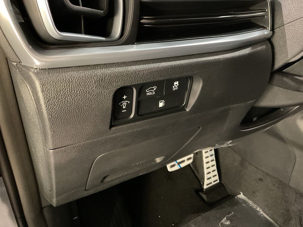 New 2026 Gray Kia SX Prestige image 11