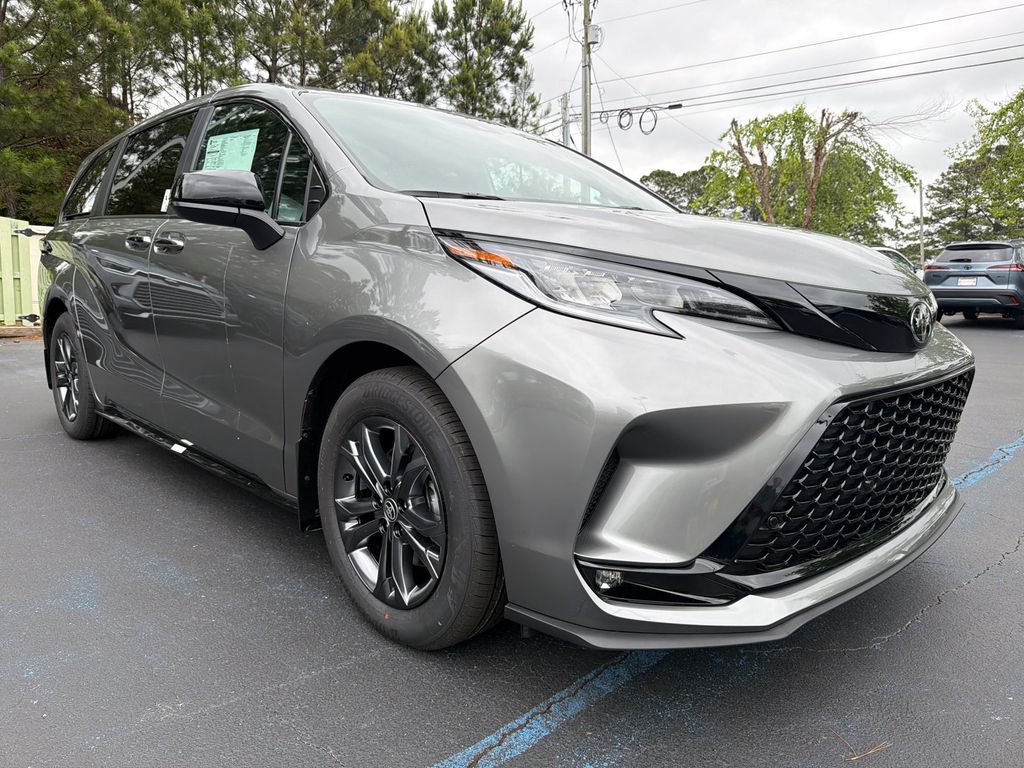 Heavy Metallic 2026 Toyota Sienna XSE 7-Passenger AWD Minivan All-Wheel Drive Continuously Variable Transmission