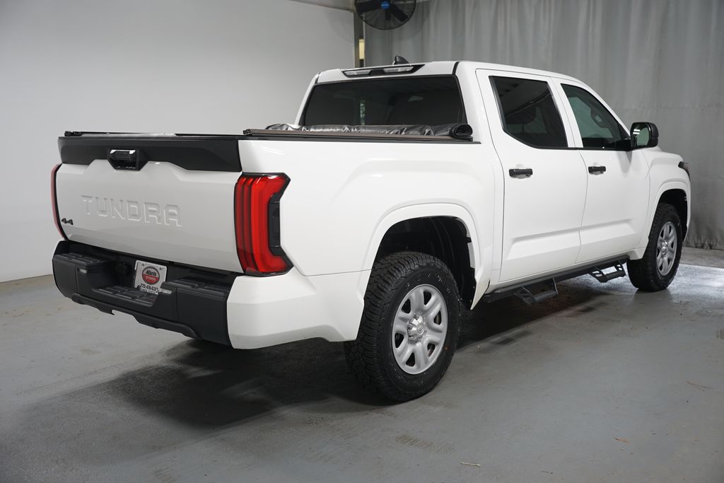 Thumbnail: 2024 Toyota Tundra - 8