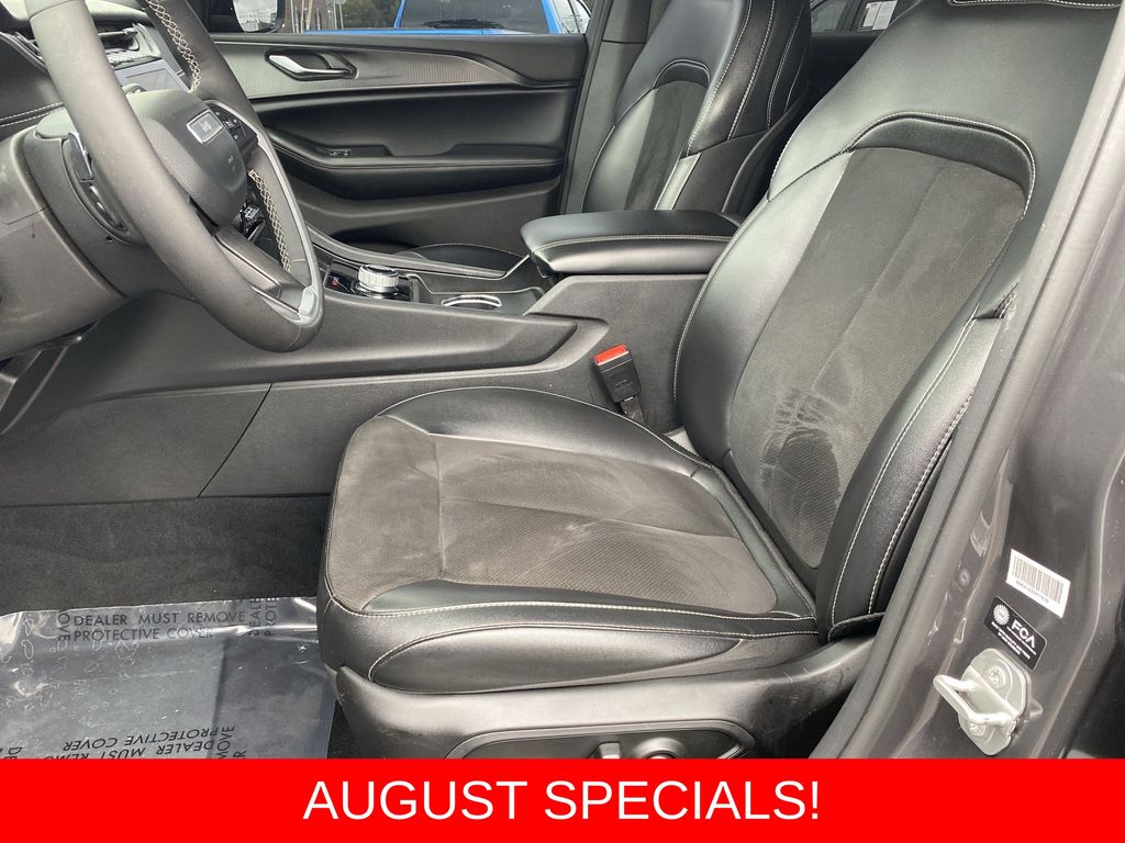 Used 2024 Jeep Grand Cherokee SUV