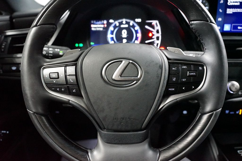 Thumbnail: 2024 Lexus ES - 12