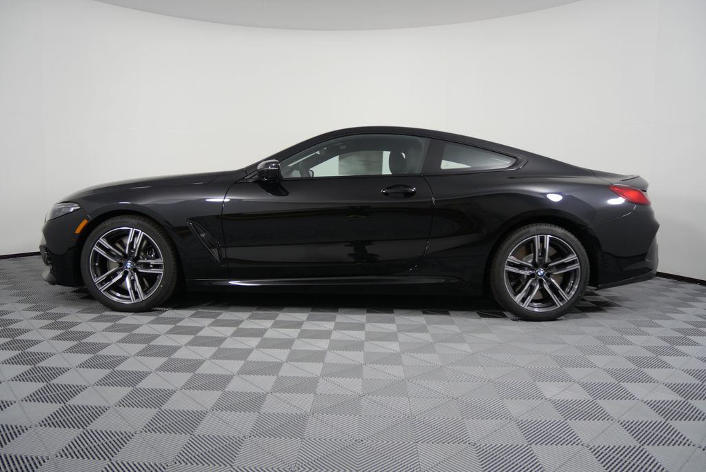 2025 BMW 8 Series M850i xDrive 9