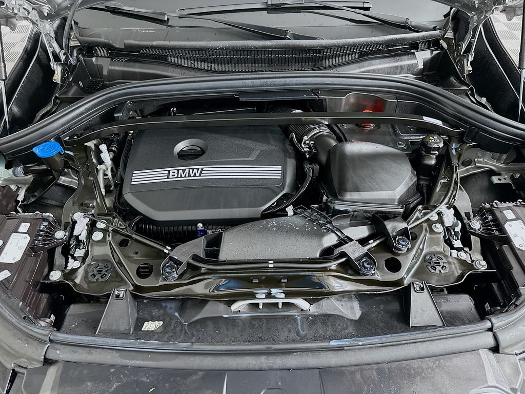 Thumbnail: 2025 BMW X1 - 30