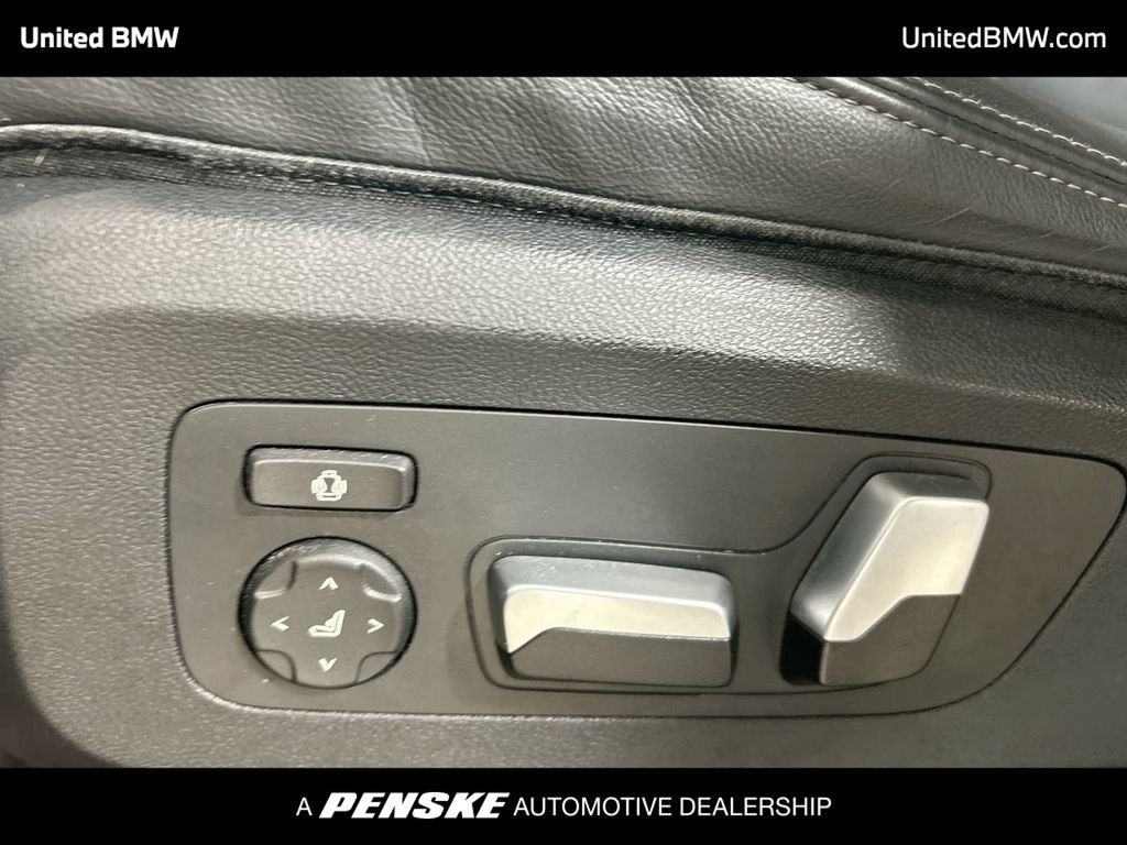 Thumbnail: 2021 BMW X5 - 12