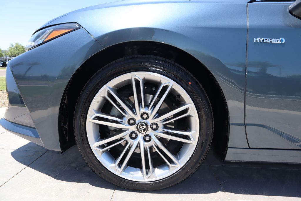 2021 Toyota Avalon Limited 29