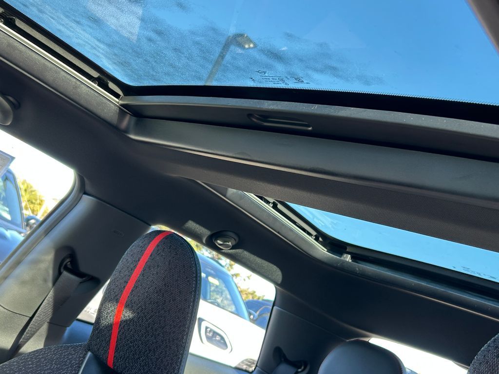 Thumbnail: 2026 MINI Cooper - 15