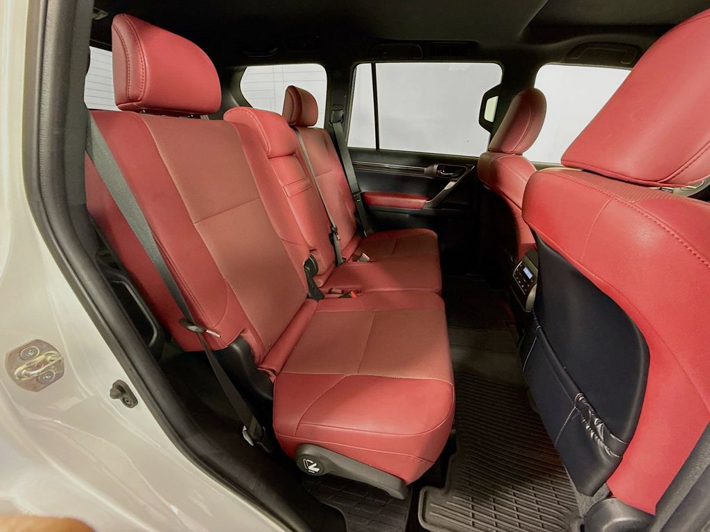 Thumbnail: 2023 Lexus GX - 29