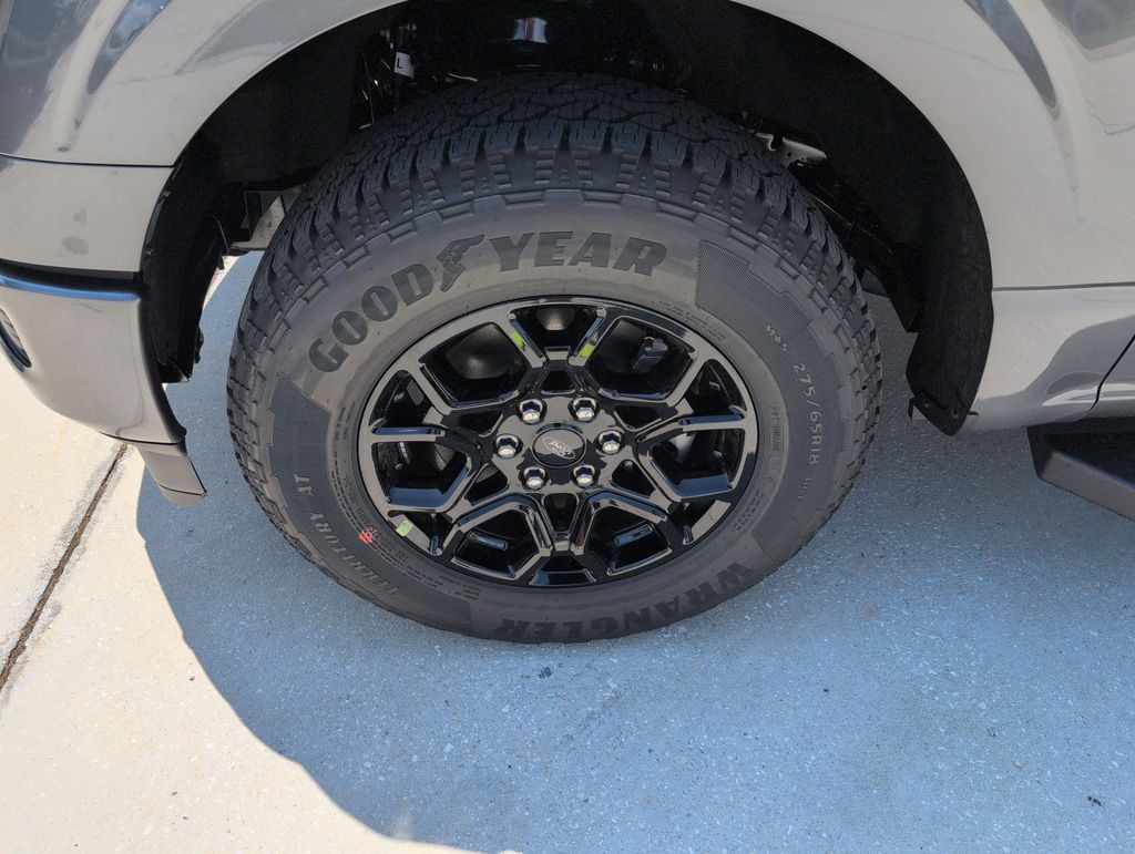 New 2026 Gray Ford Lariat image 17